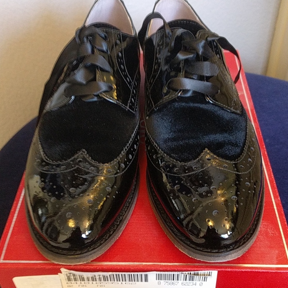 Black oxfords
